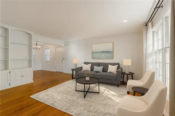 4016 E Red Bridge Road, Kansas City, MO 64137