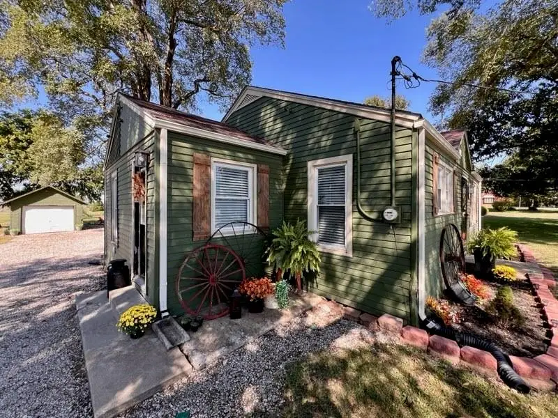 104 Fourth Street, Winchester, KS 66097 - Image #3