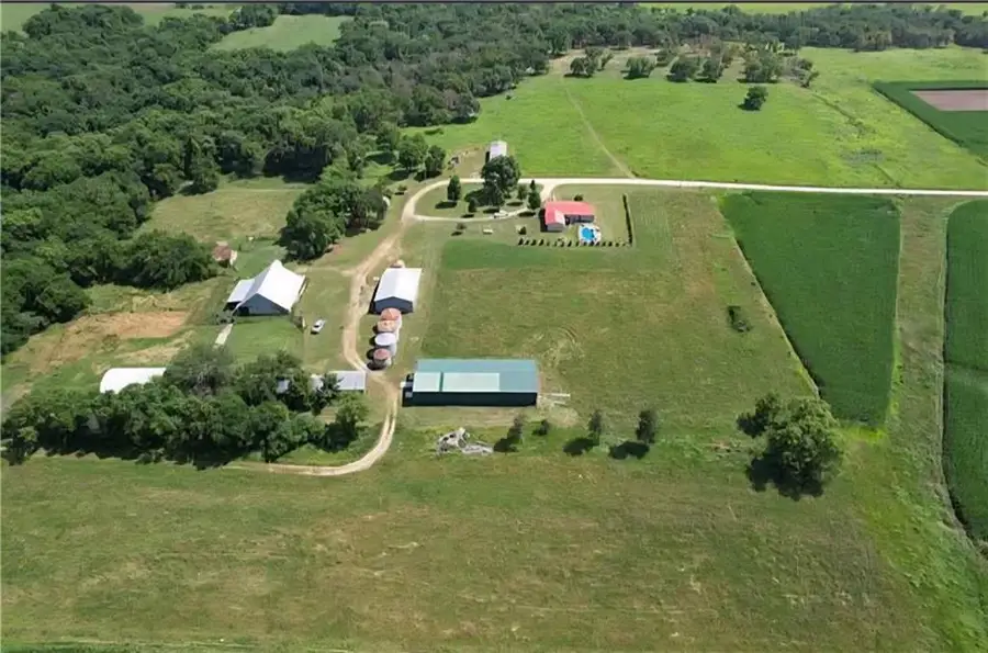 2406 W 800 Road, Blue Mound, KS 66010 - Image #3