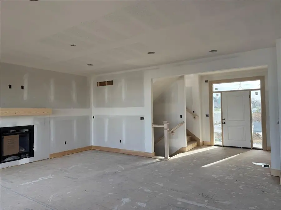 31404 W 85th Terrace, De Soto, KS 66018 - Image #2