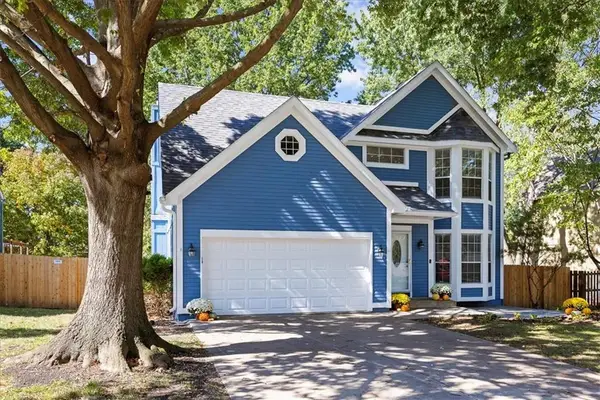 1121 N Julia Street, Olathe, KS 66061