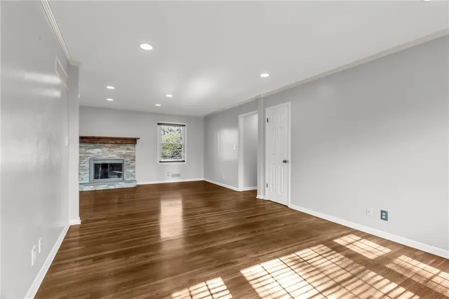 9531 Kessler Street, Overland Park, KS 66212 - Image #3