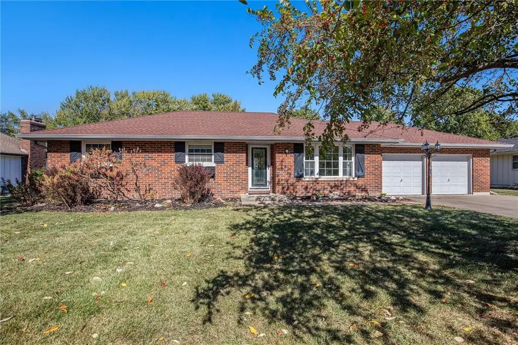 1010 SE 2nd Terrace, Lees Summit, MO 64063 - Image #1