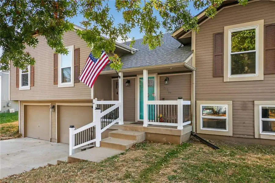 836 SW Lee Ann Drive, Grain Valley, MO 64029 - Image #3