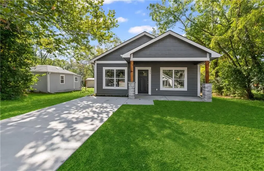 844 E 7th Street, Ottawa, KS 66067 - Image #1