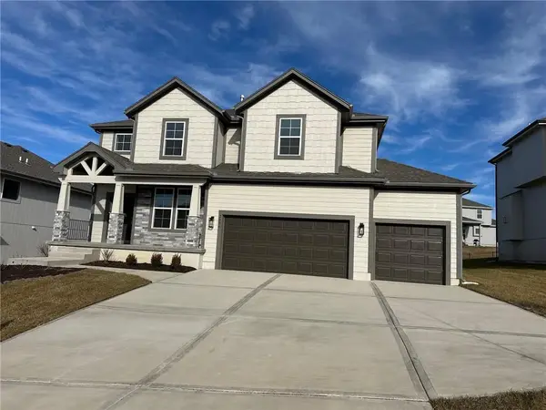 2696 W Park Street, Olathe, KS 66061