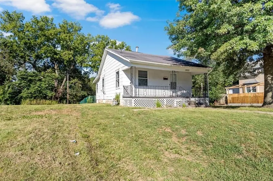 1900 Ewing Avenue, Kansas City, MO 64126 - Image #2