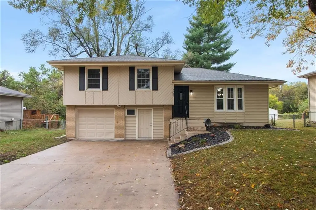 509 SE 20th Street, Oak Grove, MO 64075 - Image #1