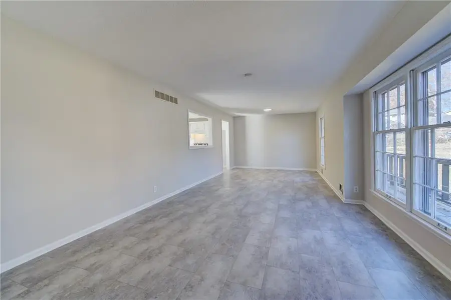 13101 E 53rd Street, Kansas City, MO 64133 - Image #2