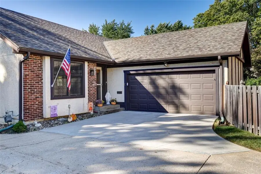 7513 W 93rd Street, Overland Park, KS 66212 - Image #2