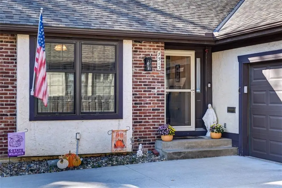 7513 W 93rd Street, Overland Park, KS 66212 - Image #3