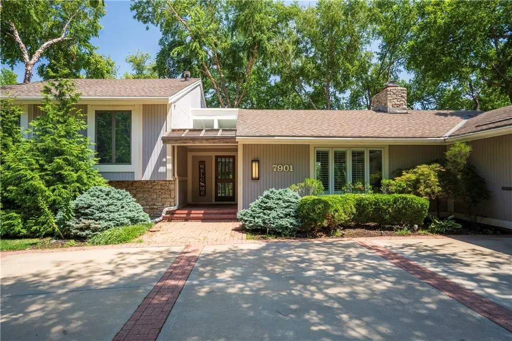 7901 El Monte Street, Prairie Village, KS 66208 - Image #1