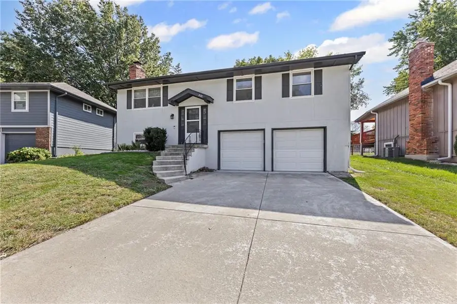 2027 E Mohawk Court, Olathe, KS 66062 - Image #2