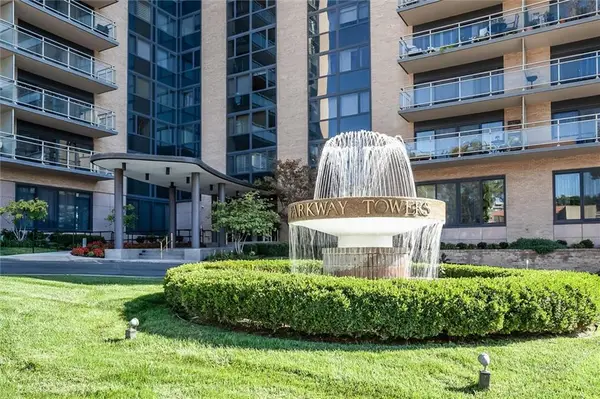 4545 Wornall Road #605, Kansas City, MO 64111