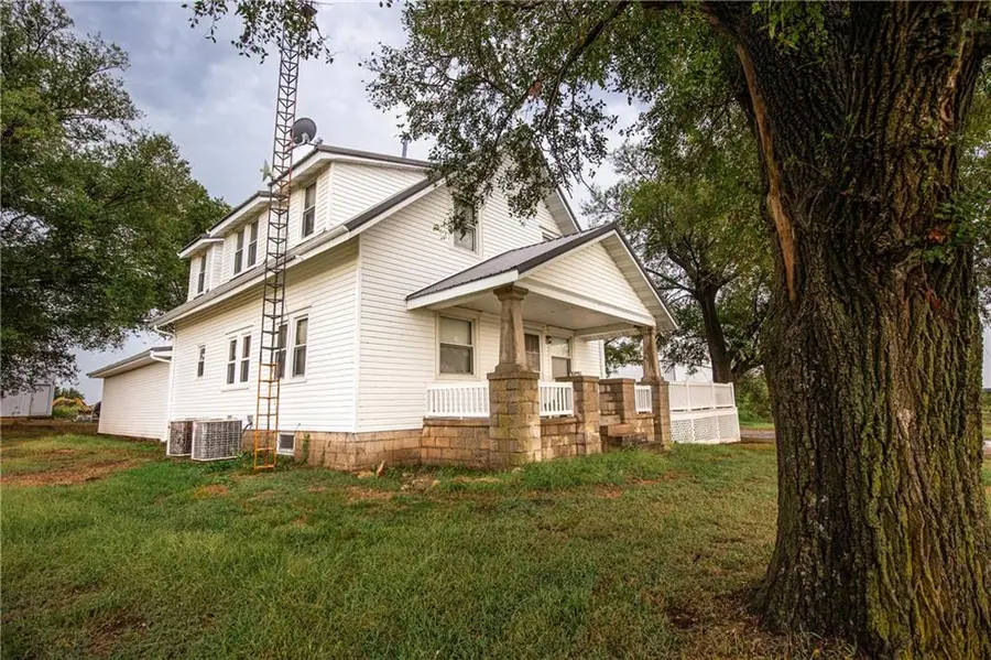 22438 NW 2300 Road, Richmond, KS 66080 - #2