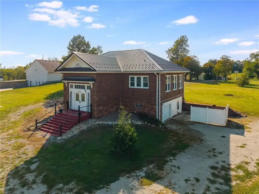 22950 Harper Avenue, Elmira, MO 64062 - #2