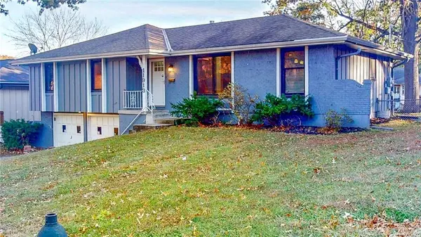 11913 E 57th Street, Kansas City, MO 64133