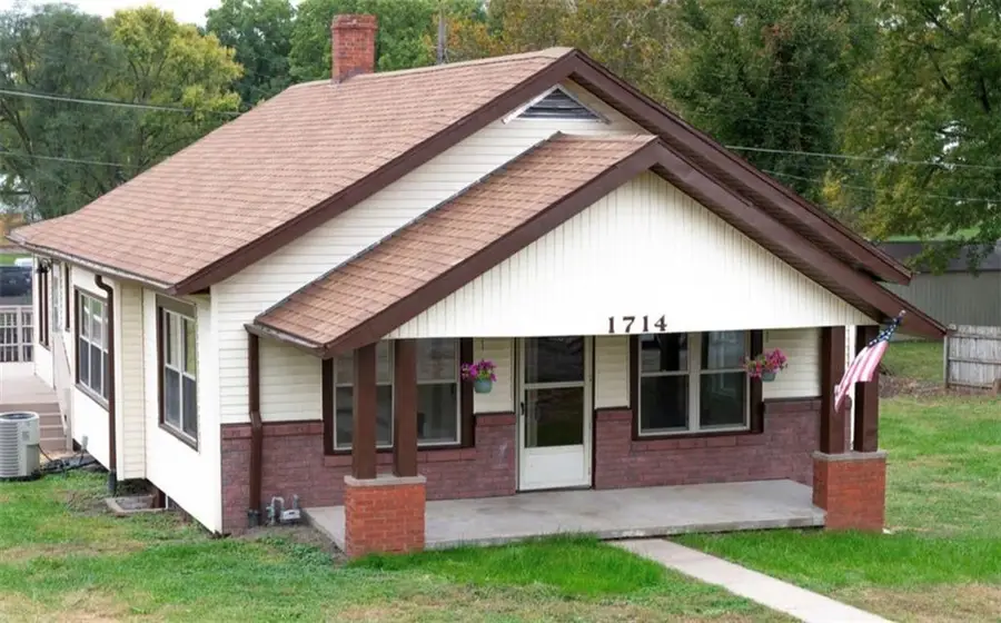 1714 Blackwell Street, Saint Joseph, MO 64505 - Image #3