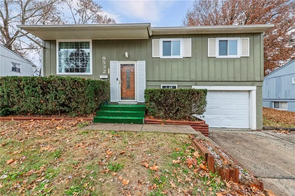 9532 Wallace Avenue, Kansas City, MO 64134 - Image #1