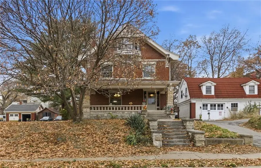 3516 Charlotte Street, Kansas City, MO 64109 - Image #2
