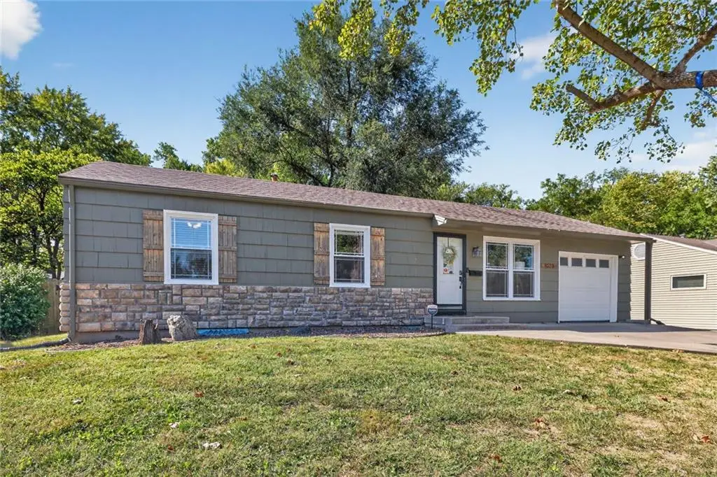 8538 Goodman Street, Overland Park, KS 66212 - Image #1