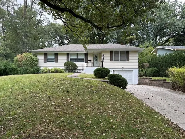 2519 Forest Avenue, St Joseph, MO 64506