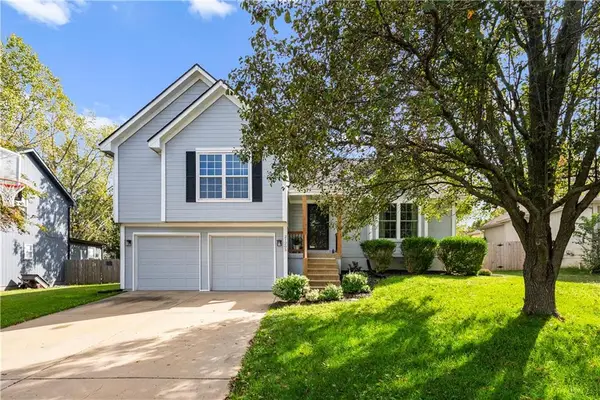 21205 W 125th Terrace, Olathe, KS 66061