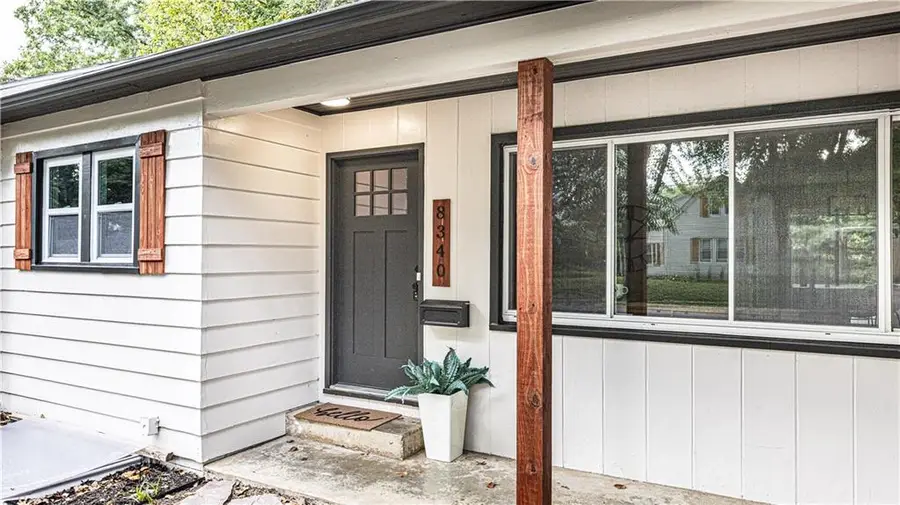 8340 Riggs Street, Overland Park, KS 66212 - Image #2
