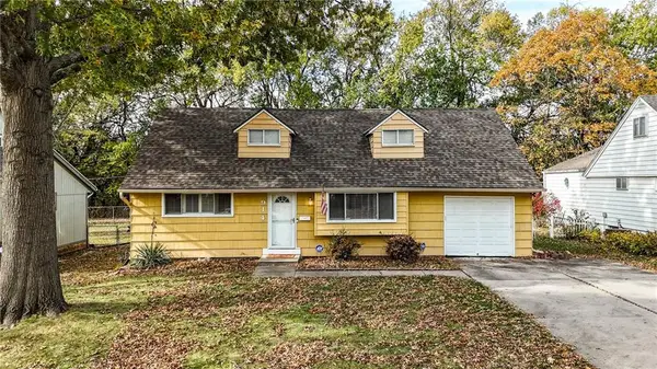 914 Ridge Drive, Belton, MO 64012