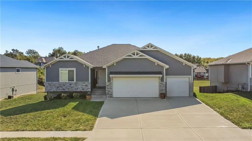 25305 E 30th Street S, Blue Springs, MO 64015 - Image #1