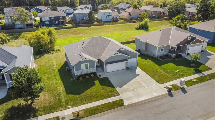 25305 E 30th Street S, Blue Springs, MO 64015 - Image #2