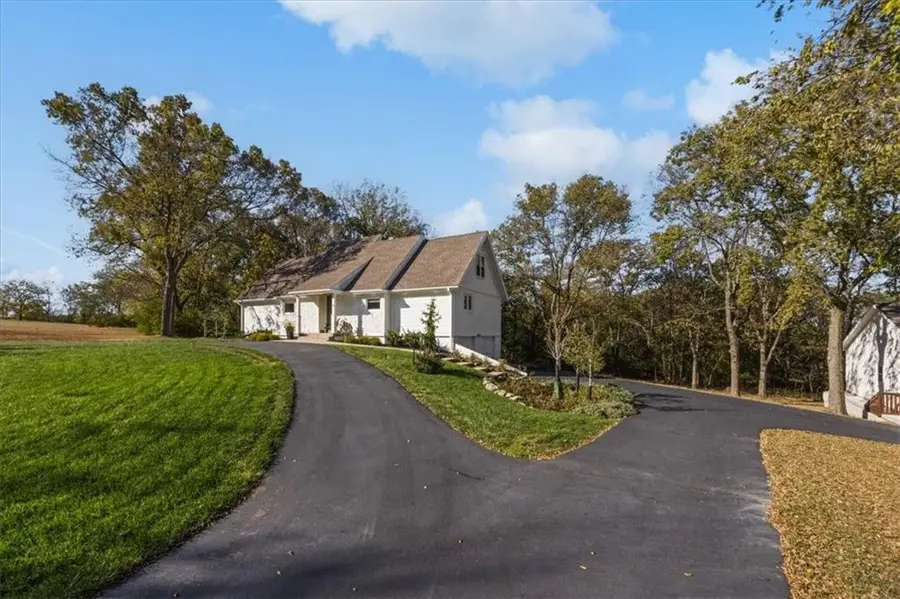 13225 Kimberly Circle, Olathe, KS 66061 - Image #3