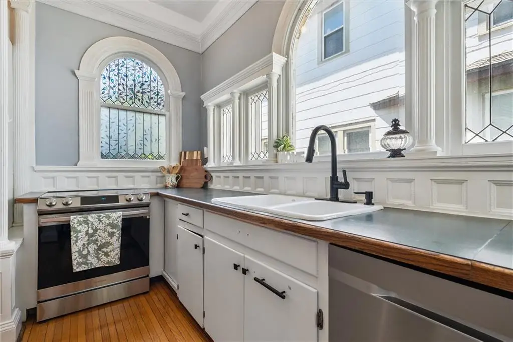 309 N Esplanade Street, Leavenworth, KS 66048 - Image #1