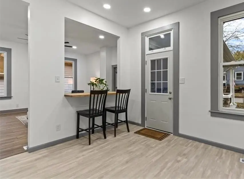 821 Pottawatomie Street, Leavenworth, KS 66048 - #3