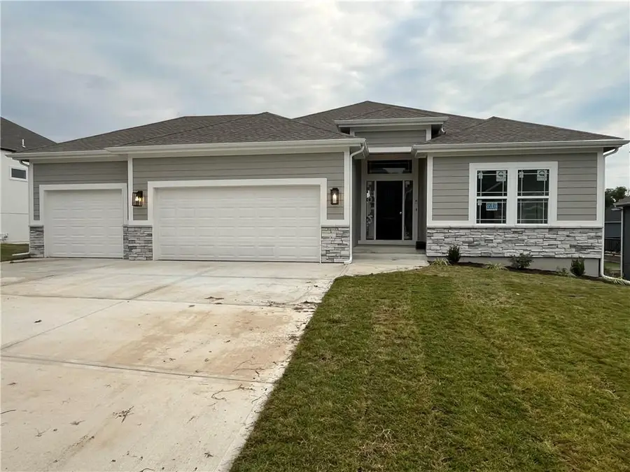 1015 Poplar Lane, Liberty, MO 64068 - Image #2