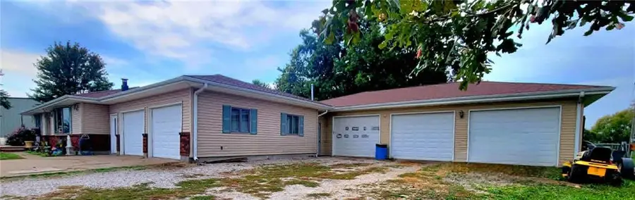 807 N Maple Street, Garnett, KS 66032 - Image #3