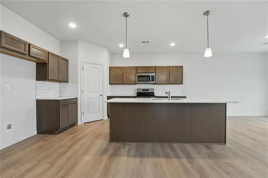 409 SW Redbud Court, Blue Springs, MO 64014 - Image #2