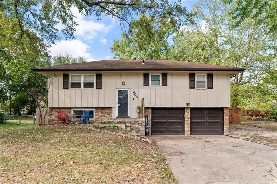 204 Young Street, Grain Valley, MO 64029 - Image #2