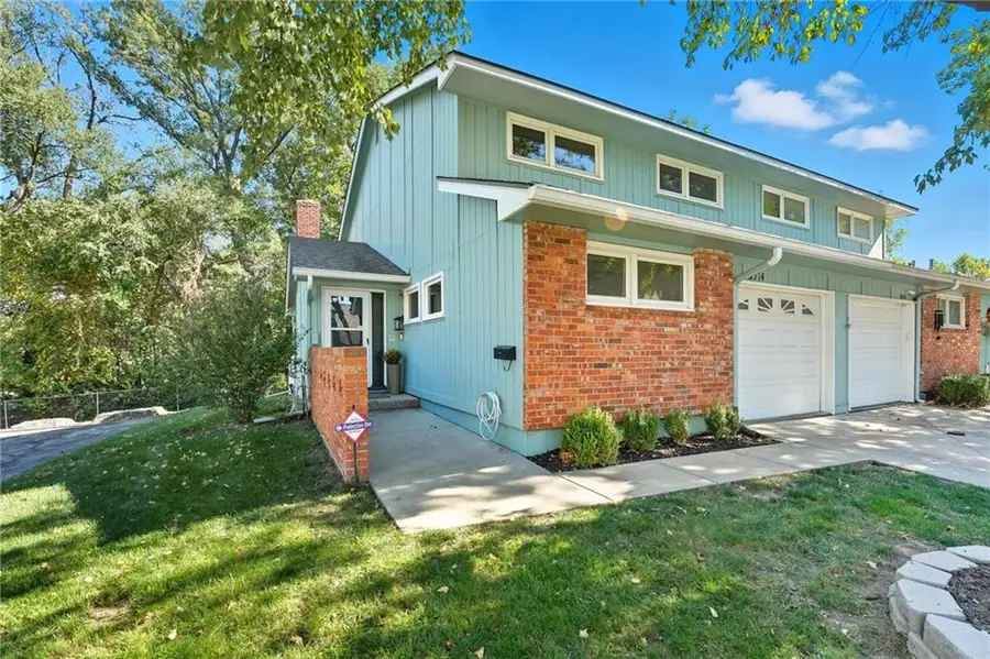 6514 W 51st Street, Mission, KS 66202 - Image #2