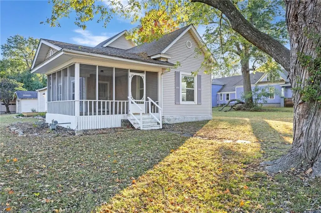 401 W Adams Street, Pittsburg, KS 66762 - Image #1