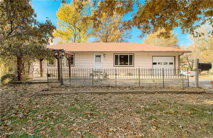 13808 Norby Road, Grandview, MO 64030 - Image #2