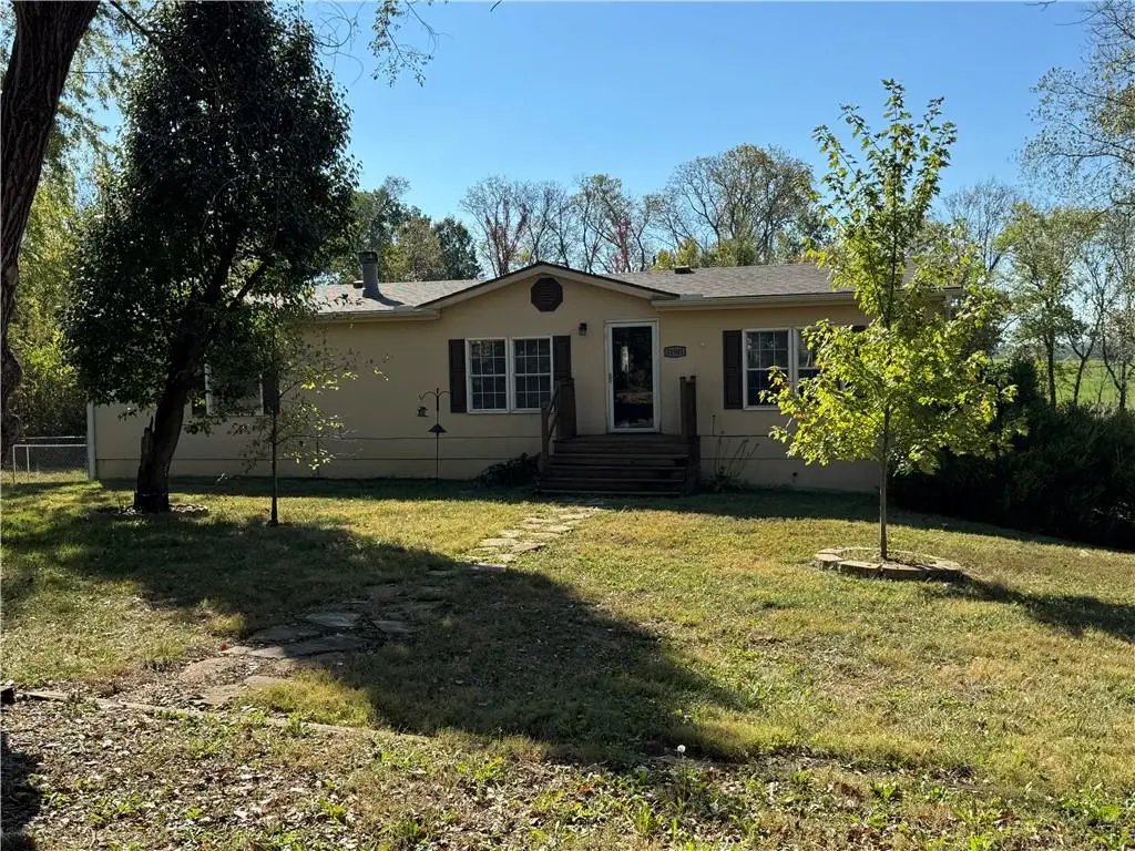 31901 E Sun Down Valley Road, Buckner, MO 64016 - Image #1