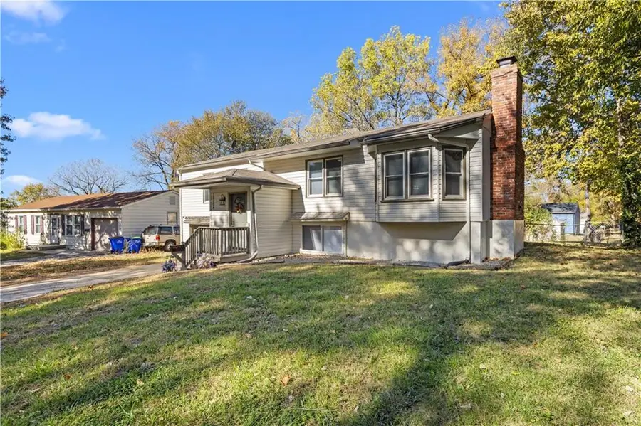 15308 Fuller Avenue, Grandview, MO 64030 - Image #2