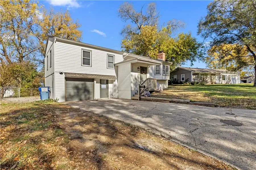 15308 Fuller Avenue, Grandview, MO 64030 - Image #3