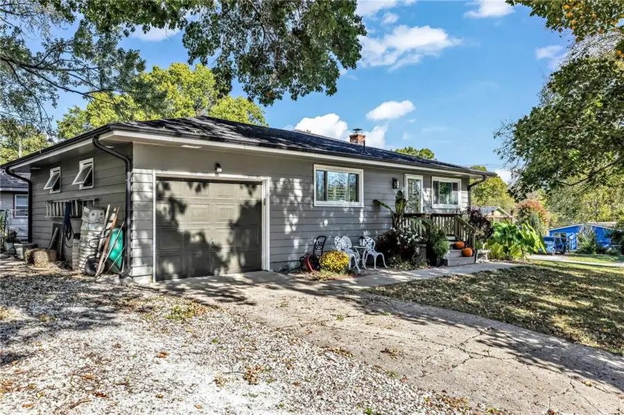 702 Newton Street, Baldwin City, KS 66006 - Image #3