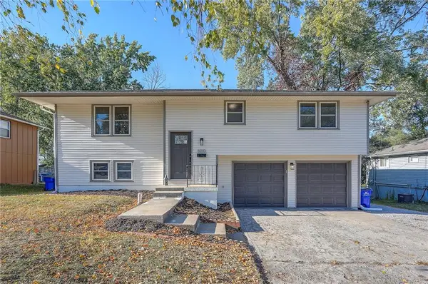 6010 E 151st Street, Grandview, MO 64030