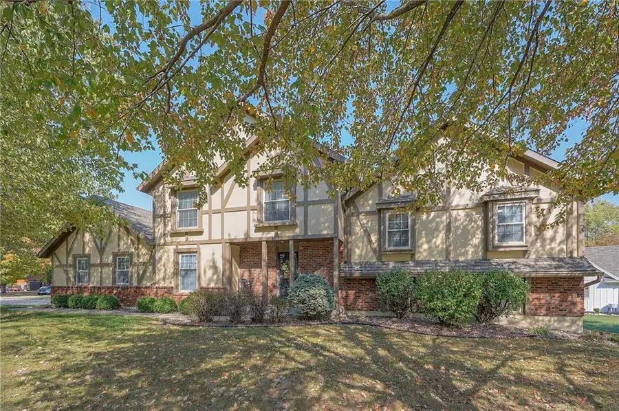 4535 NW Bramble Trail, Lees Summit, MO 64064 - Image #3