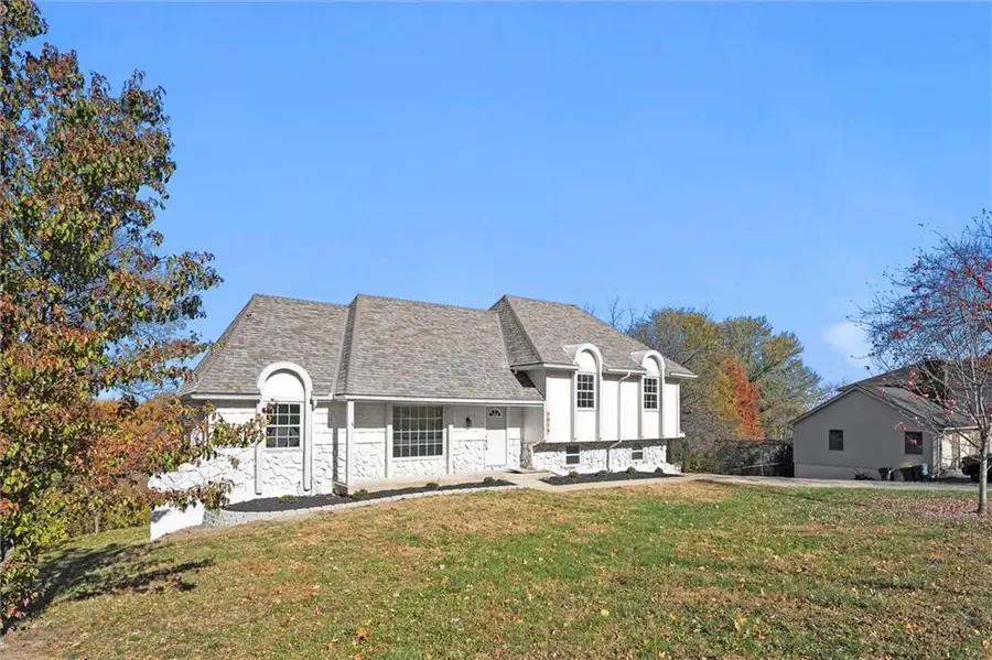 1014 N Forest Lane, Liberty, MO 64068 - Image #3