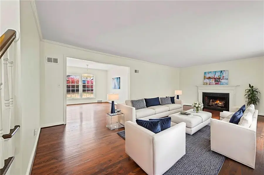 1012 W 69th Terrace, Kansas City, MO 64113 - Image #3