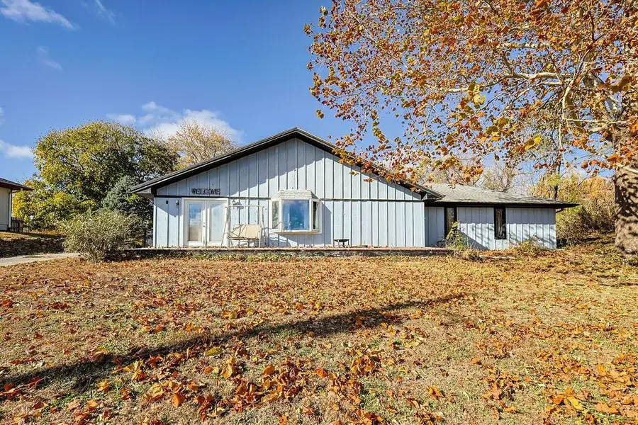 9506 SW Punzo Road, Saint Joseph, MO 64504 - Image #3